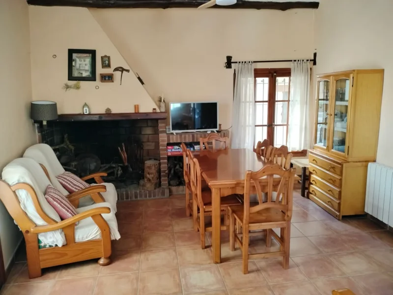 Allotjament rural a Vall-de-roures: Casa Comet